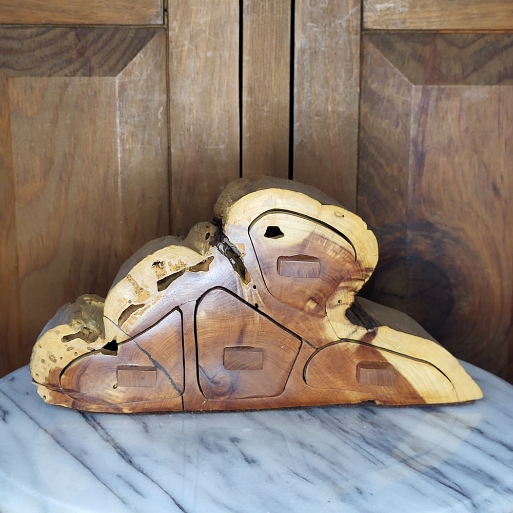 Wood Carved Jewely Holder - Picture 4 of 15